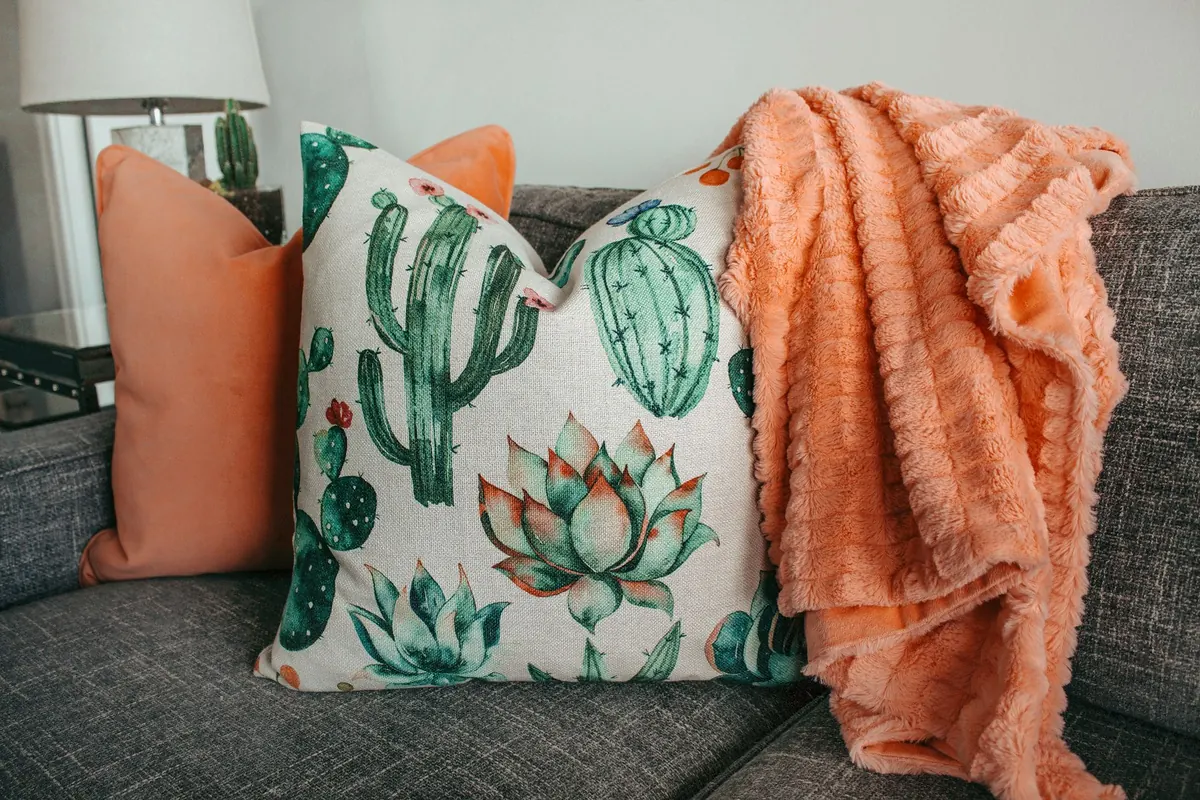 Common Mistakes When Mixing Throw Pillow Patterns and How to Fix Them